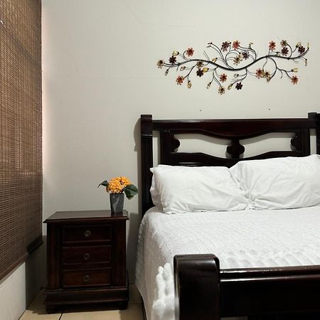 Amplio Apartamento, En Colonia Cerezos, Tercer Nivel Apartment Quetzaltenango Luaran gambar